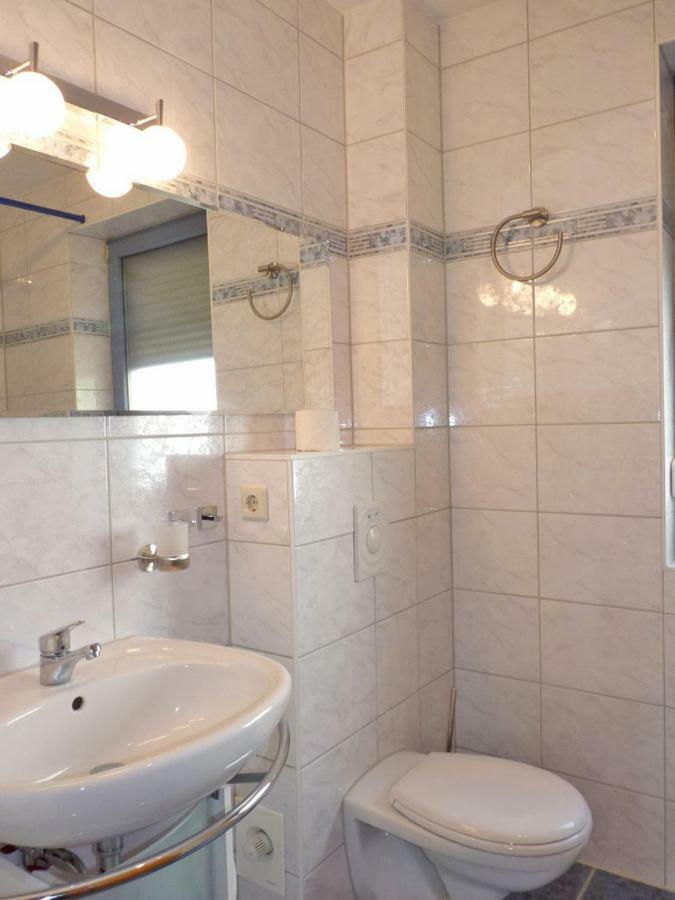 Ferienwohnung Zum Yachthafen ヴァーレン エクステリア 写真